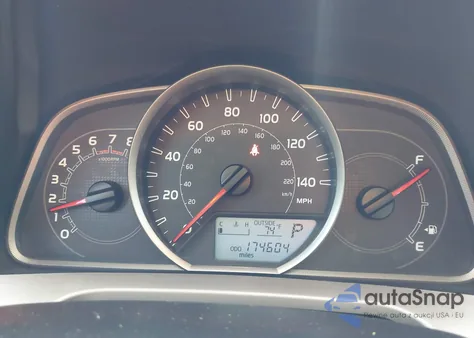 2013 Toyota Rav4 Xle z USA, uszkodzony, nr VIN 2T3WFREV3DW038020